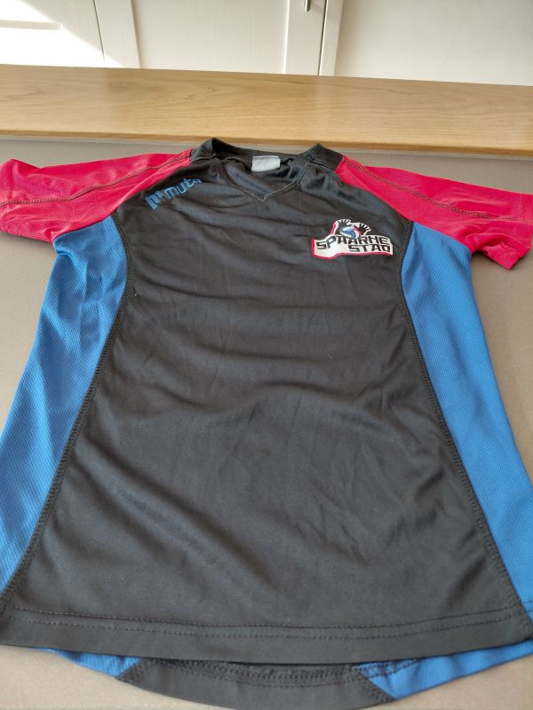Mini shirt maat 152.jpg